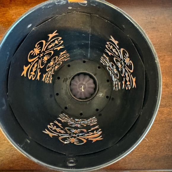 METAL CANDLE LANTERN - PUNCHED DESIGN - BRASS COLOR - Picture 6 of 9